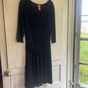 Du Vour Black Flattering Poly Dress Sz M Stretchy Dress-NEW